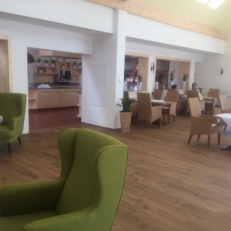 Hotel Restaurant Grune Au Poellau Dış mekan fotoğraf