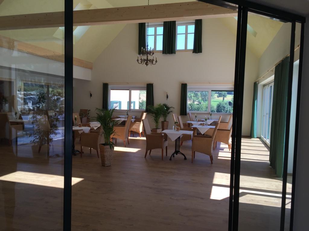 Hotel Restaurant Grune Au Poellau Dış mekan fotoğraf